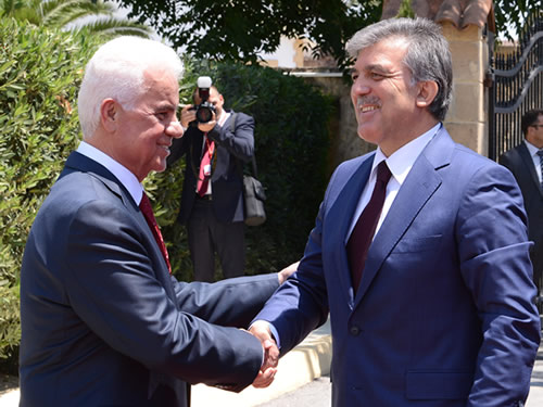 Cumhurbaşkanı Gül KKTC'de